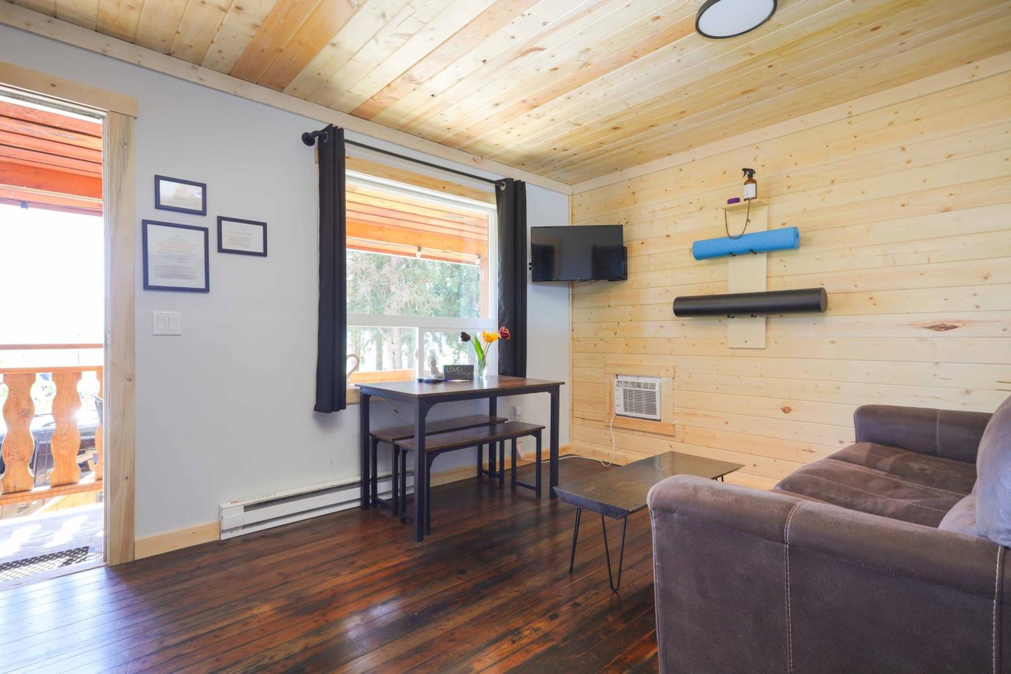 The Valley View Cabins And Event Center Creston Exteriér fotografie