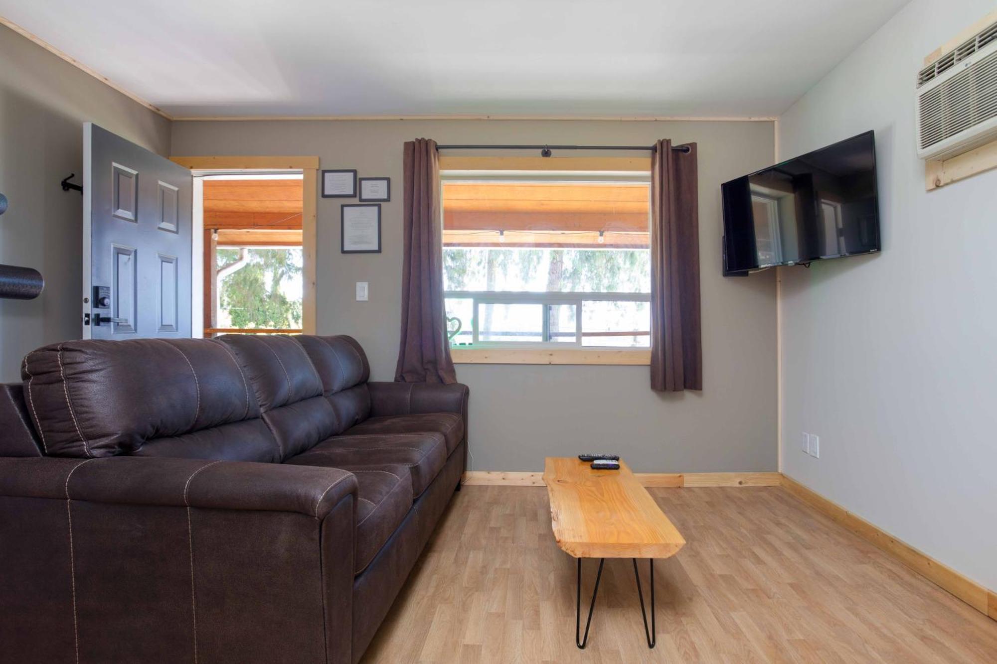 The Valley View Cabins And Event Center Creston Exteriér fotografie